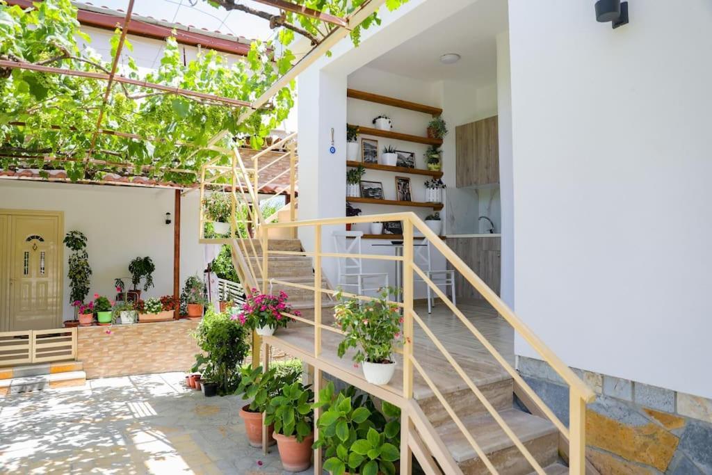 Cereni Guesthouse Berat Exterior photo